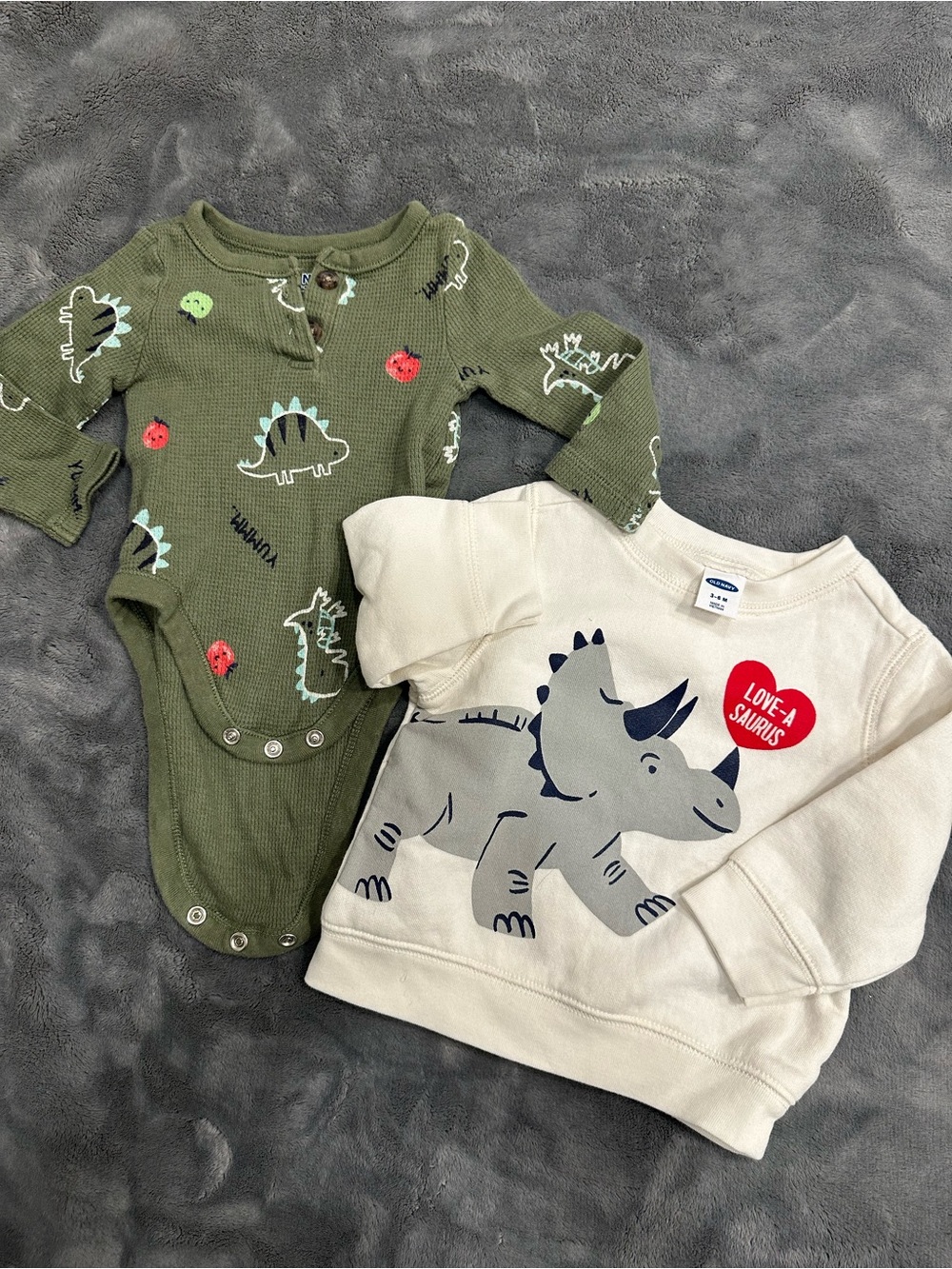 Old Navy Green Dino Ribbed Bodysuit & Cream 'Love A Saurus' Sweatshirt Set
